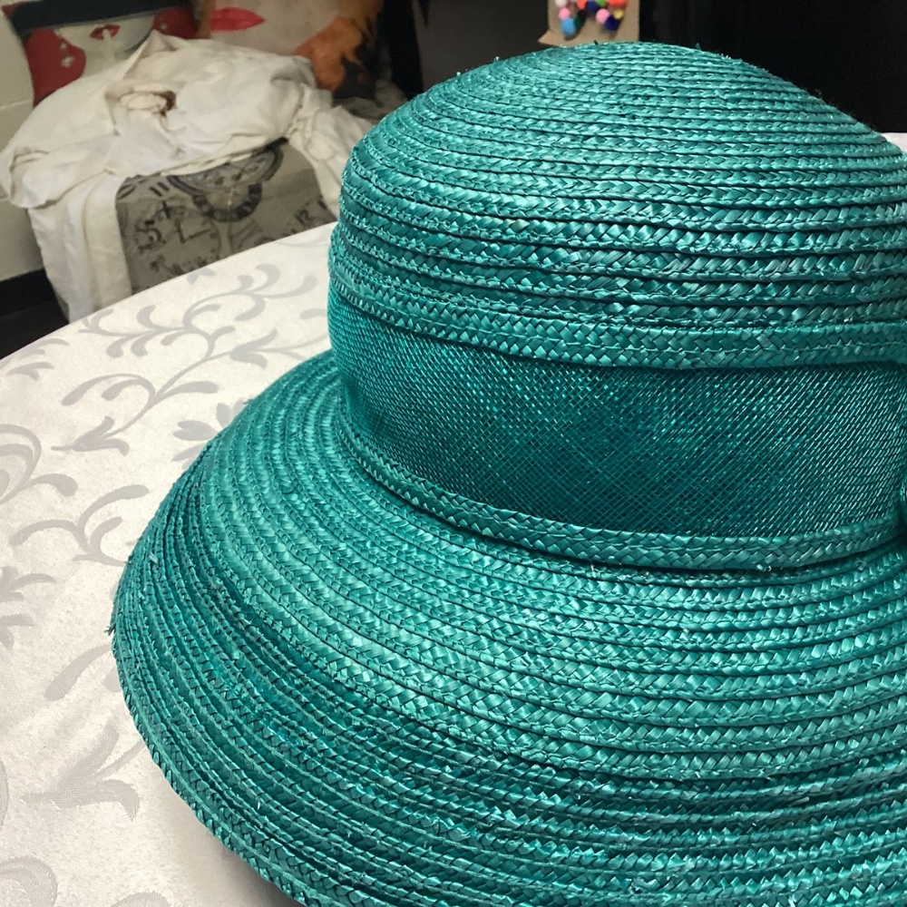 BETMAR. NEW YORK TURQUOISE STRAW HAT. - Picture 3 of 6